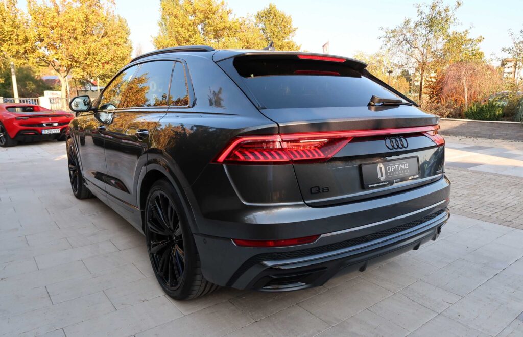 12.2021 Audi Q8 S-Line, Myld Hibrid