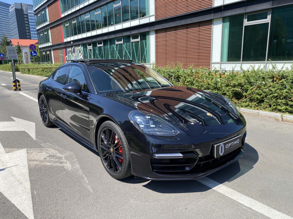 Porsche Panamera 4 E-Hybrid