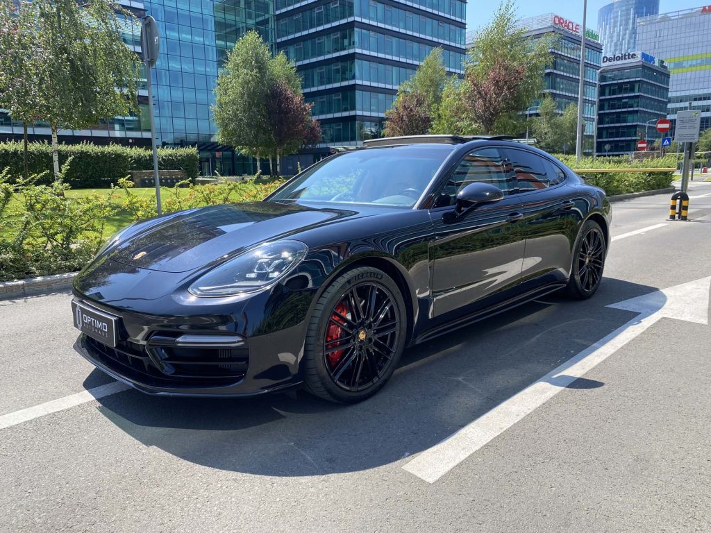 Porsche Panamera 4 E-Hybrid