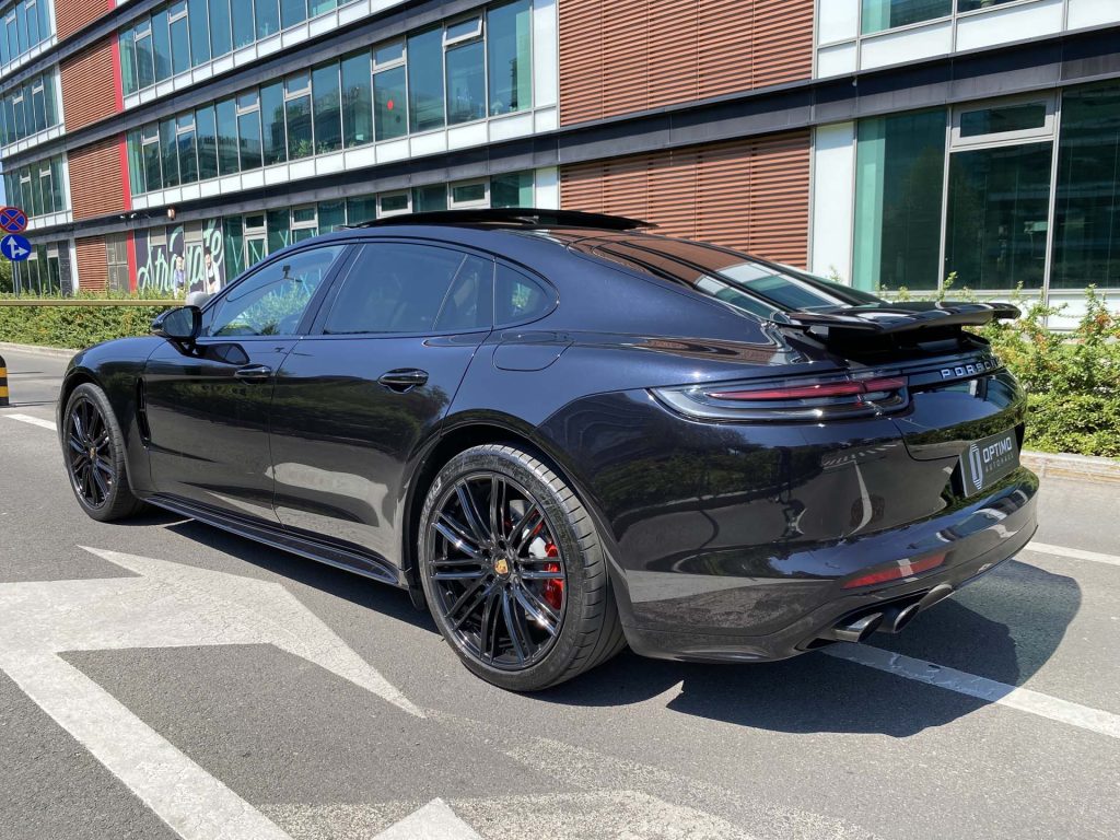 Porsche Panamera 4 E-Hybrid