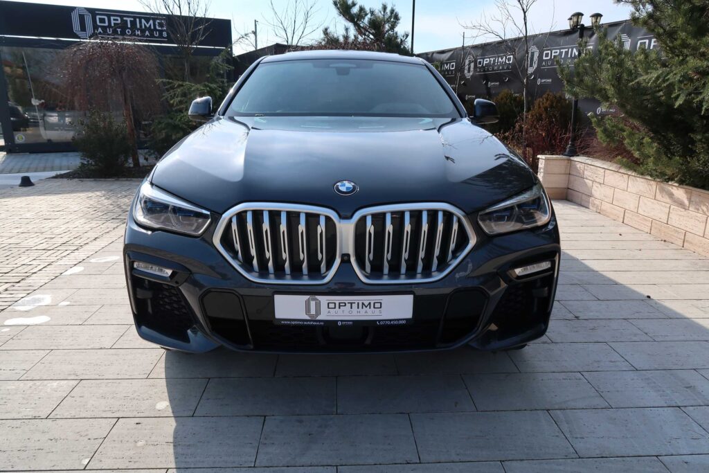 2020 BMW X5 xDrive 40i, M Pachet, 340cp