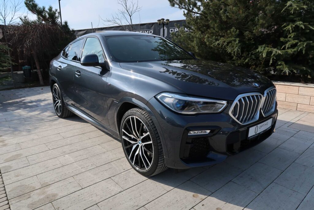 2020 BMW X5 xDrive 40i, M Pachet, 340cp