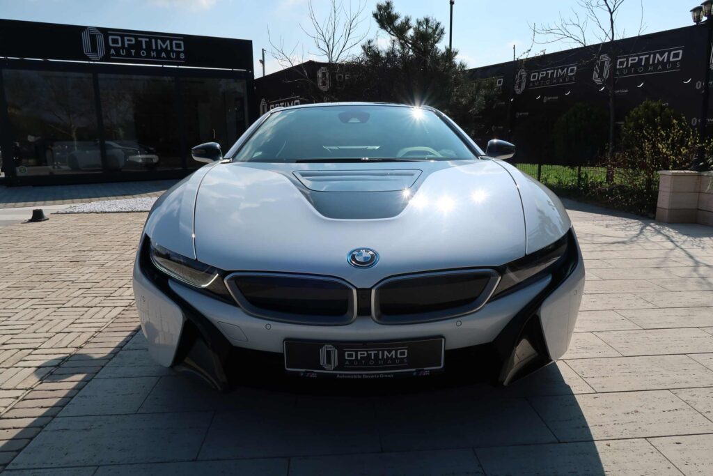 2020 BMW i8