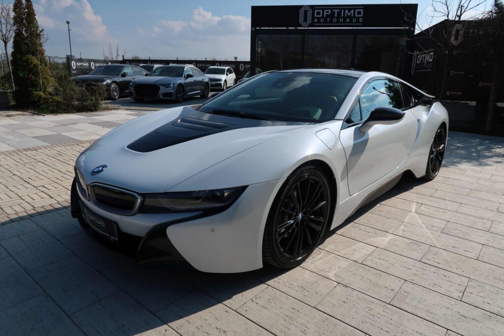 2020 BMW i8