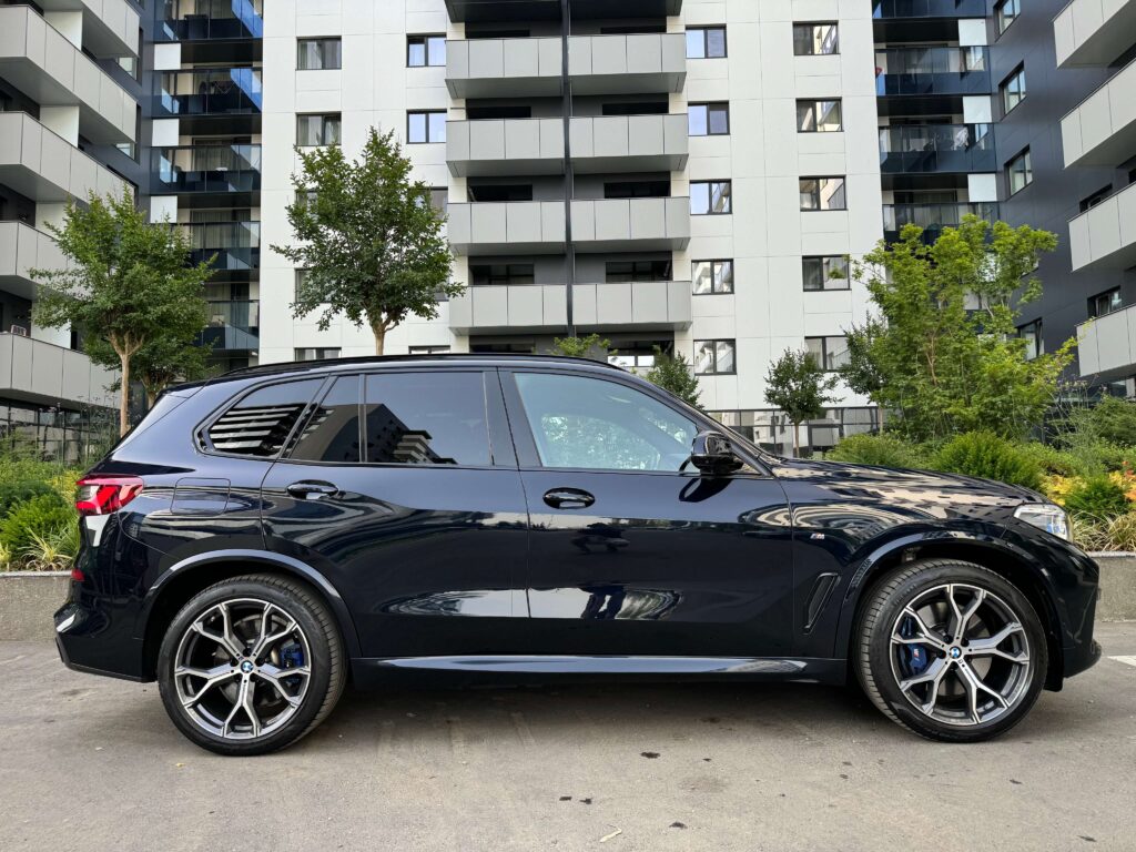 2020 BMW X5 xDrive 45e Hybrid Carbonschwarz Metallic