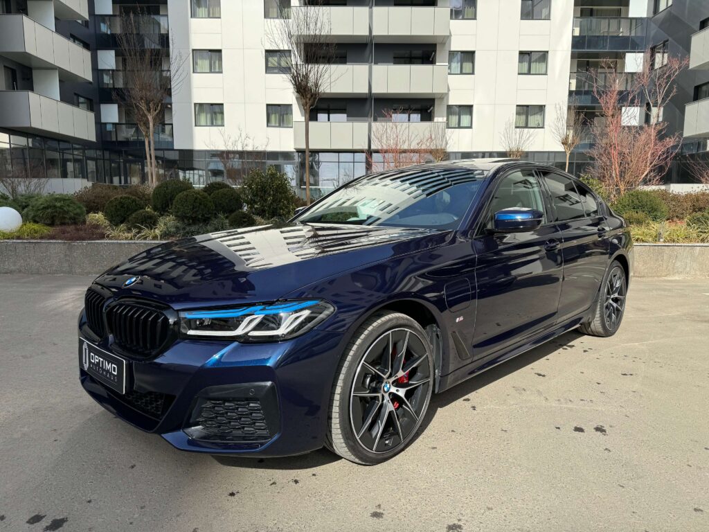 2021 BMW 530e xDrive M Sport Paket