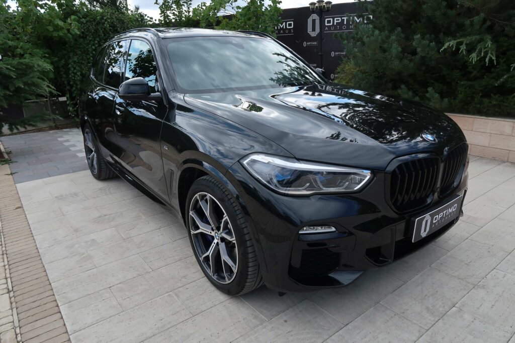 2021 BMW X5 xDrive 45e Hibrid, M Pachet, Black Sapphire Metallic