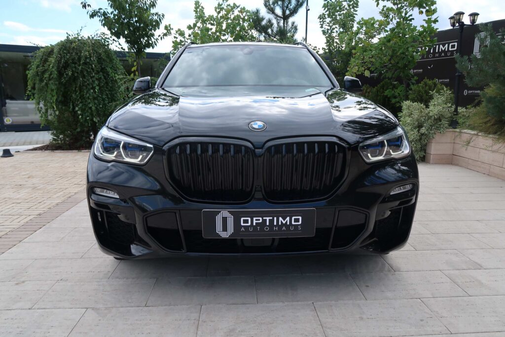 2021 BMW X5 xDrive 45e Hibrid, M Pachet, Black Sapphire Metallic