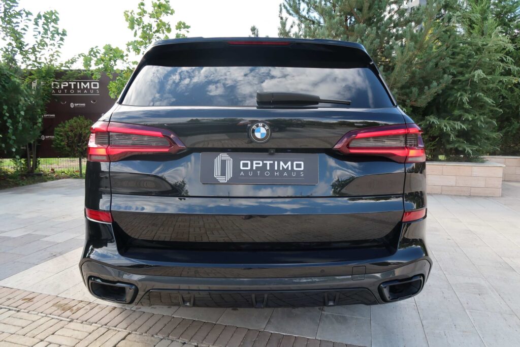 2021 BMW X5 xDrive 45e Hibrid, M Pachet, Black Sapphire Metallic