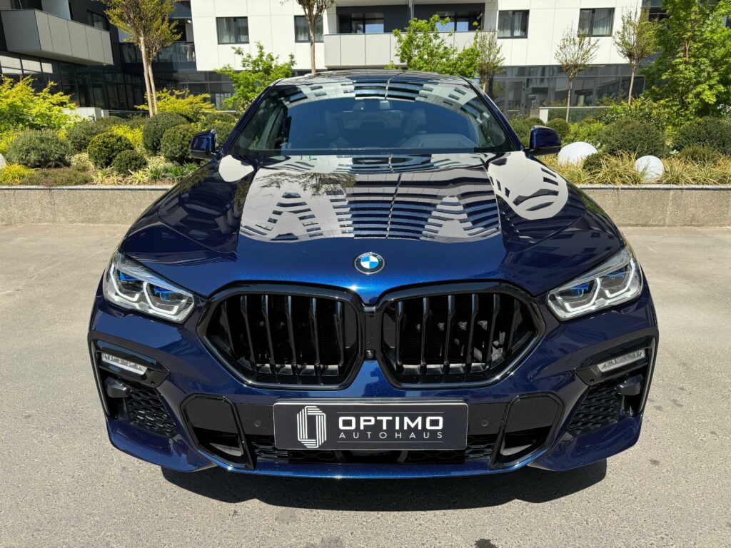 2021 BMW X6 M50i (530Cp)