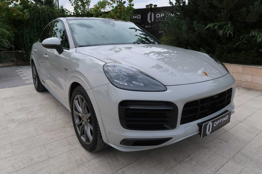 2022 Porsche Cayenne Coupe, 4E-Hybride