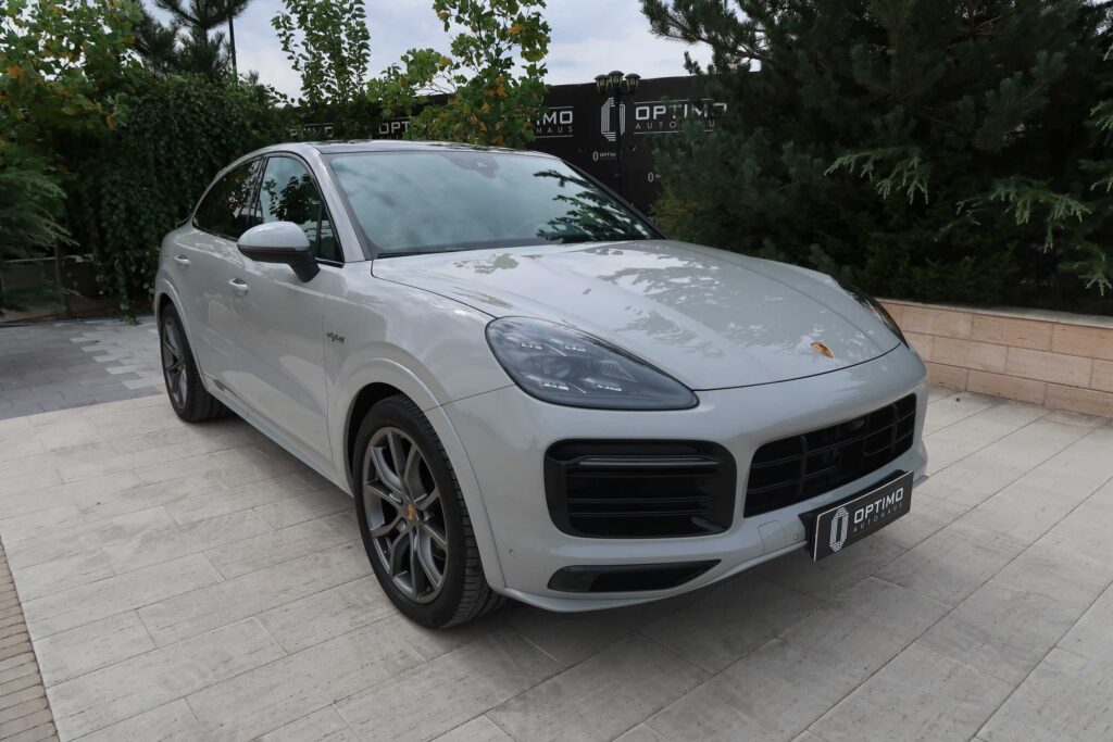 2022 Porsche Cayenne Coupe, 4E-Hybride