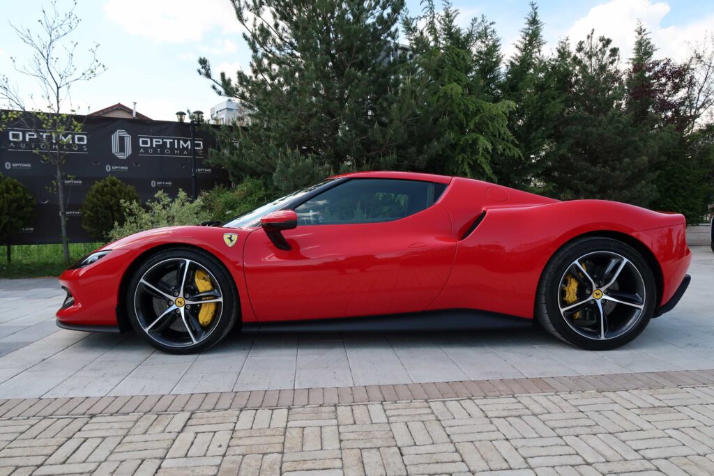 2023 Ferrari 296 GTB, 830Cp