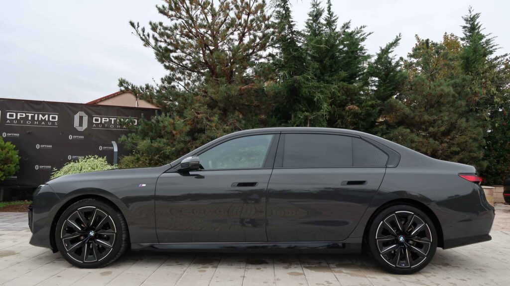 07/2024 BMW 740d xDrive 3.0d, M Pachet, MHEV