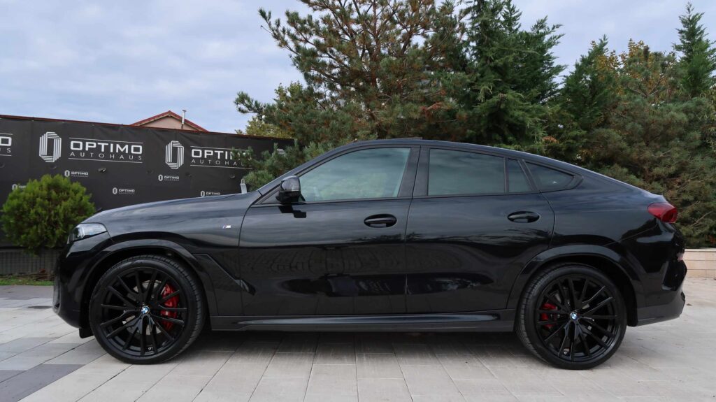 07/2024 BMW X6 xDrive 3.0d, M Pachet, MHEV, Black Sapphire Metallic